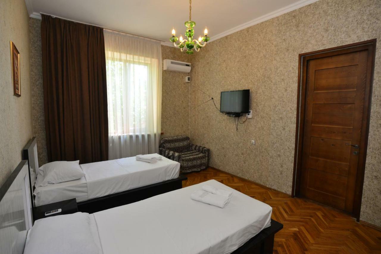 Shin Hotel Akhaltsikhe Kültér fotó